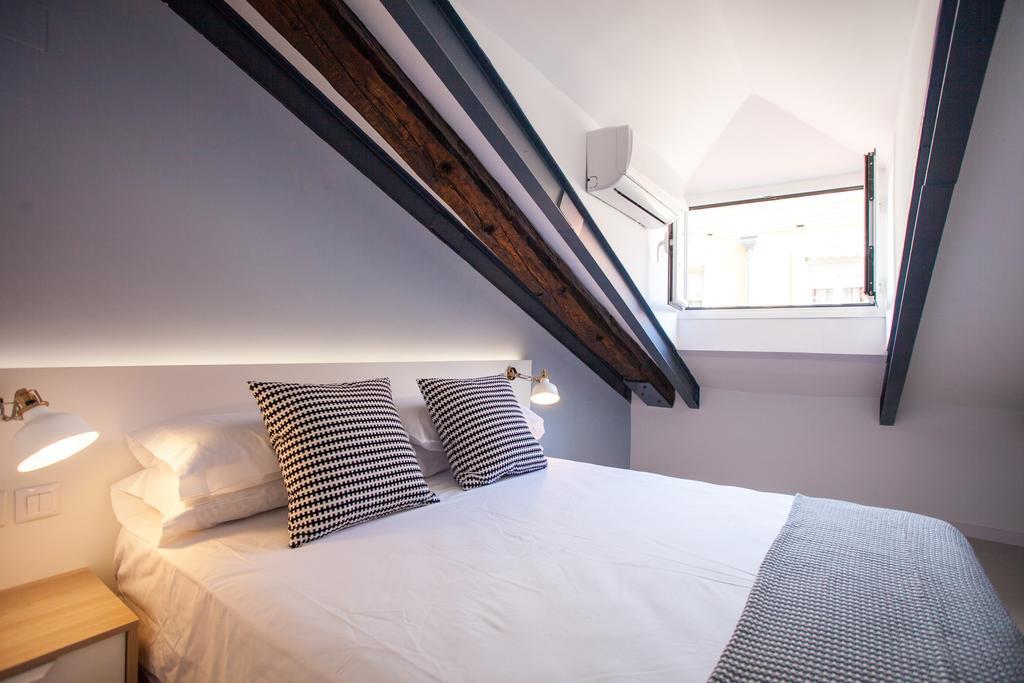Apartment In Malasana มาดริด ภายนอก รูปภาพ