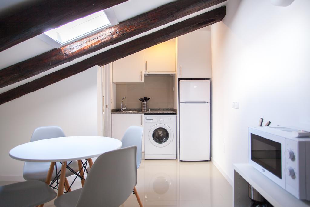 Apartment In Malasana มาดริด ภายนอก รูปภาพ