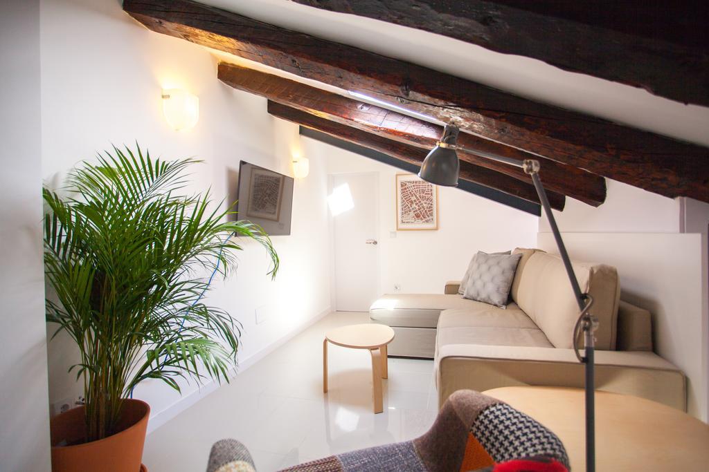 Apartment In Malasana มาดริด ภายนอก รูปภาพ