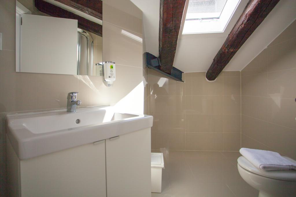 Apartment In Malasana มาดริด ภายนอก รูปภาพ