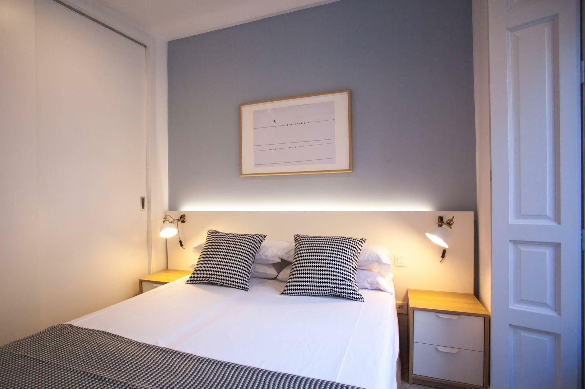 Apartment In Malasana มาดริด ภายนอก รูปภาพ